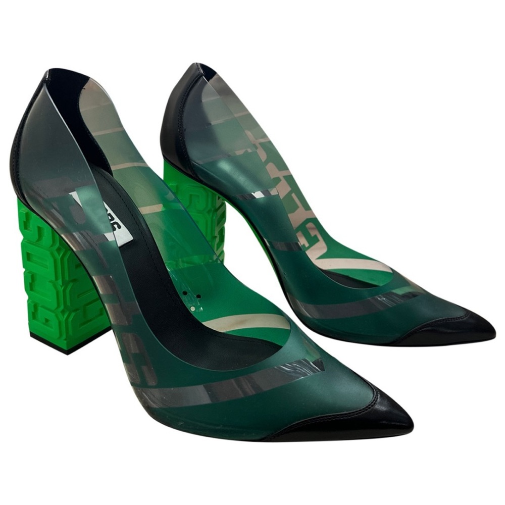 GCDS Leather Pumps